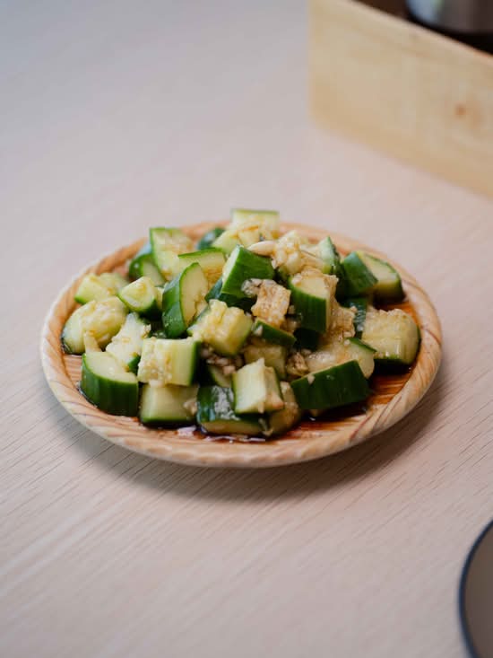 Chinese Cucumber Salad 凉拌黄瓜